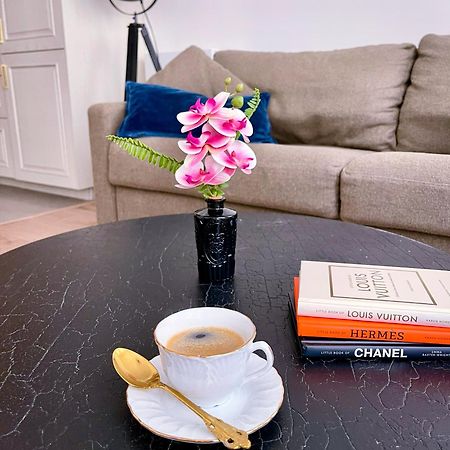 Grand Appartement Клиши Экстерьер фото