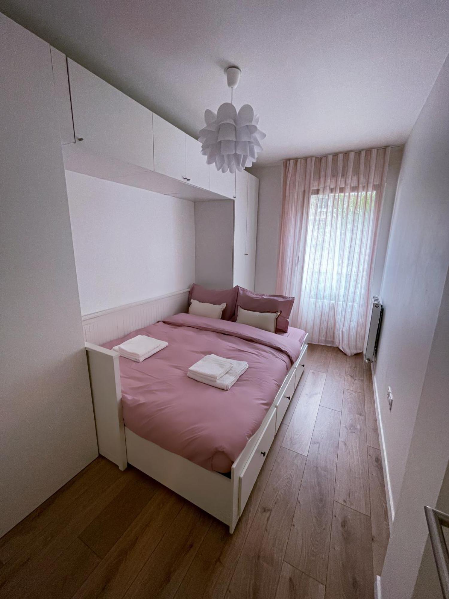 Grand Appartement Клиши Экстерьер фото